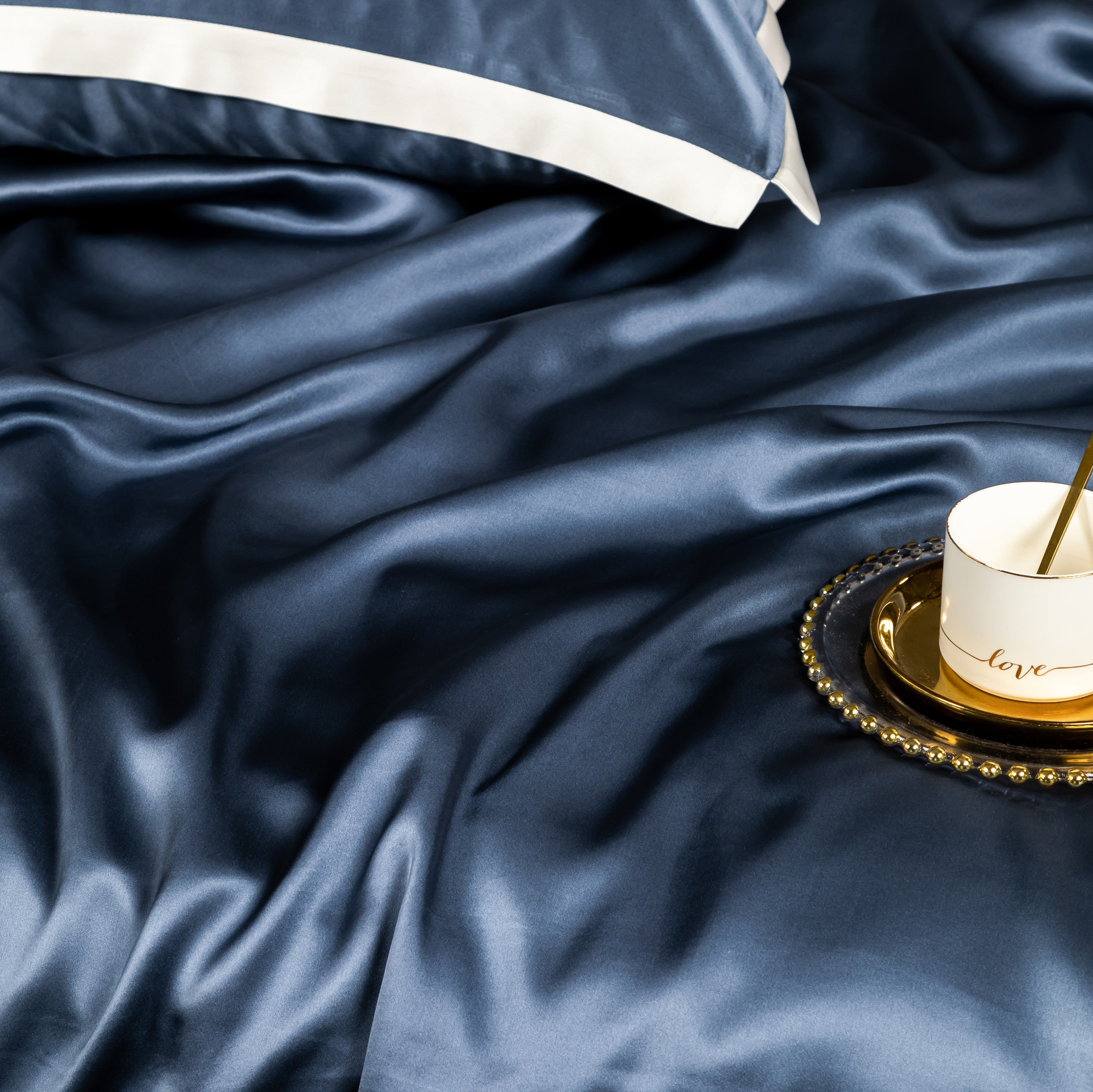 Dark Blue Luxury Silk Bedding Set